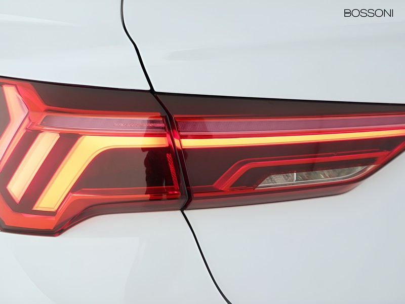 7 - Audi Q3 sportback 35 1.5 tfsi evo2 s line edition s tronic