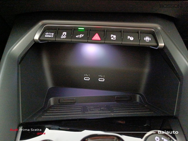 13 - Audi A3 allstreet 1.5 tfsi e 204cv business s tronic
