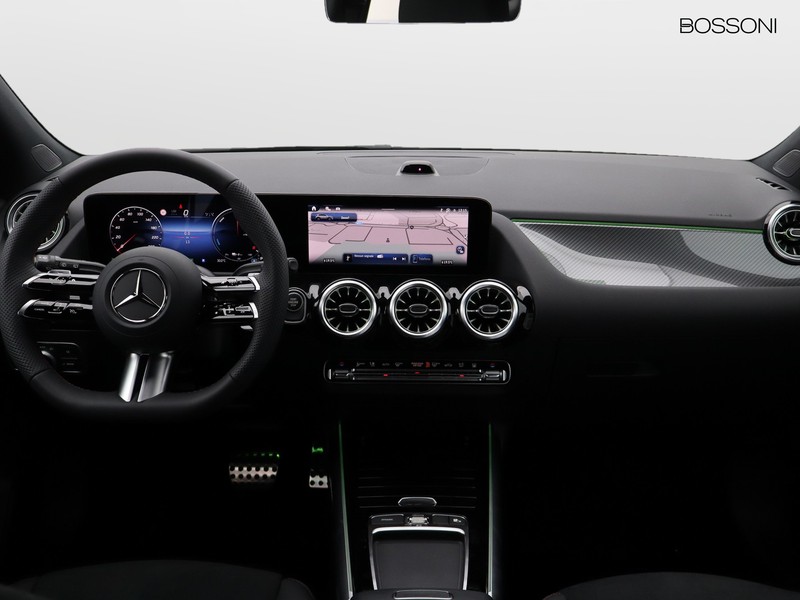 13 - Mercedes GLA 250 e plug-in-hybrid amg line extra 8g-dct