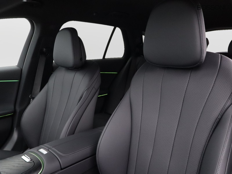 7 - Mercedes Classe E station wagon all-terrain 300 de plug-in hybrid premium 4matic 9g-tronic