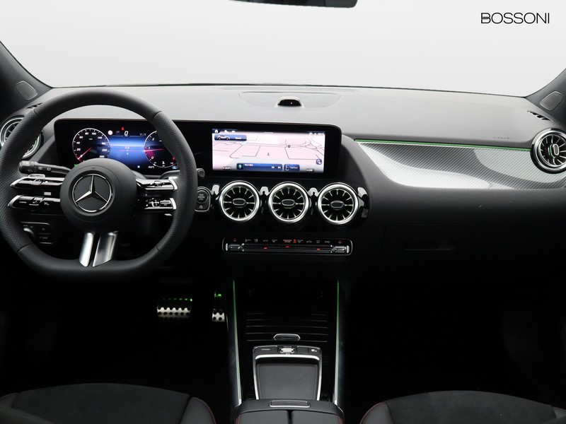 13 - Mercedes GLA 200 d amg line advanced plus 4matic 8g-dct
