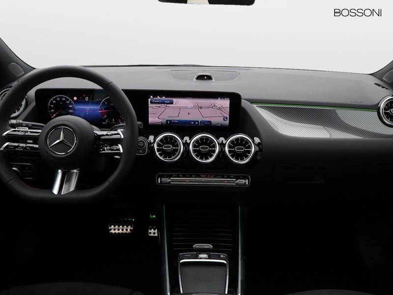 13 - Mercedes GLA 200 d amg line advanced plus 4matic 8g-dct