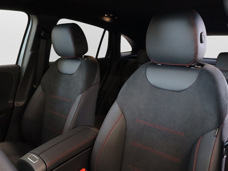 7 - Mercedes GLA 200 d amg line extra 8g-dct