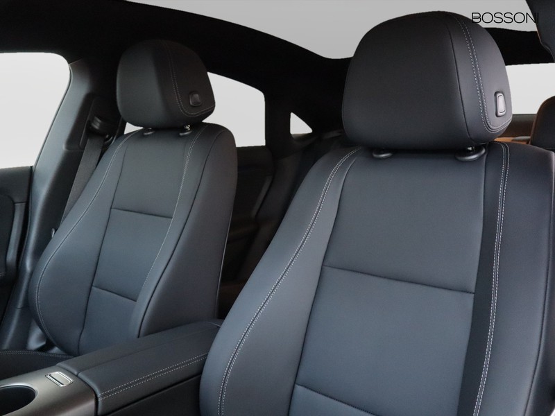 7 - Mercedes CLA 180 advanced plus auto