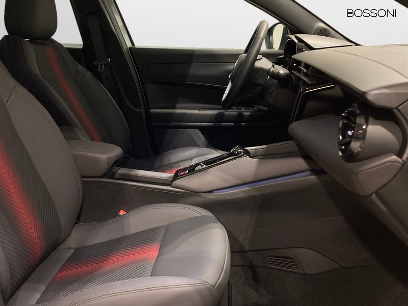 7 - Alfa Romeo Junior 1.2 hybrid 145cv ibrida ti edct6
