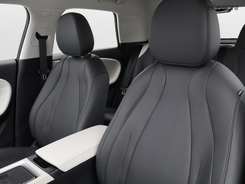 7 - Dongfeng Box 32,6 kwh style edition