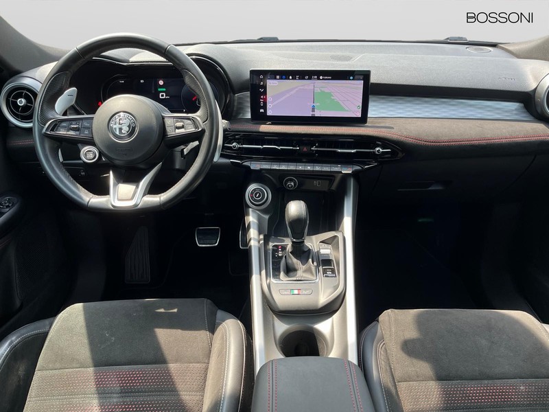 7 - Alfa Romeo Tonale 1.3 plug in hybrid 280cv veloce q4 at6