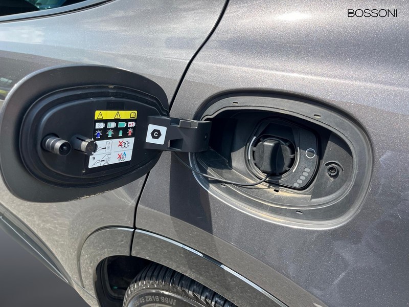 19 - Alfa Romeo Tonale 1.3 plug in hybrid 280cv veloce q4 at6
