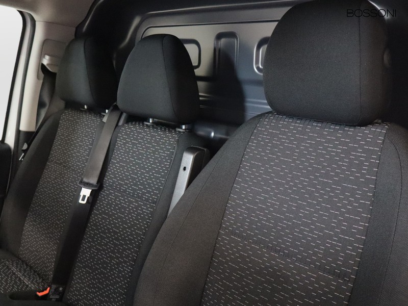 7 - Mercedes Vans Vito furgone 114 cdi long pro