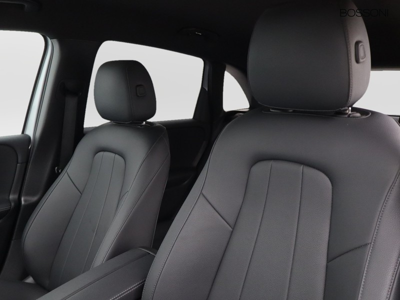7 - Mercedes Classe B 180 d street edition 8g-dct
