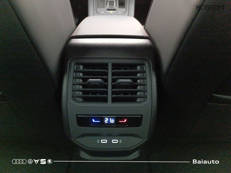 13 - CUPRA Formentor 1.4 e-hybrid 204cv dsg