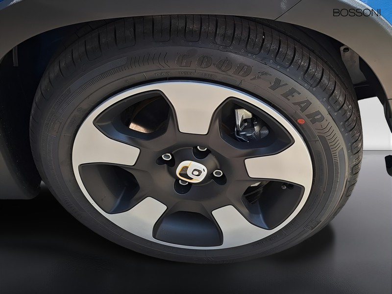 13 - Fiat Pandina cross 1.0 firefly hybrid 65cv cross s&s