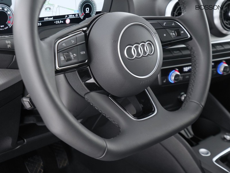 25 - Audi Q2 30 1.0 tfsi 116cv business