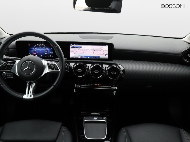 13 - Mercedes Classe A 180 d advanced speedshift dct amg 8g