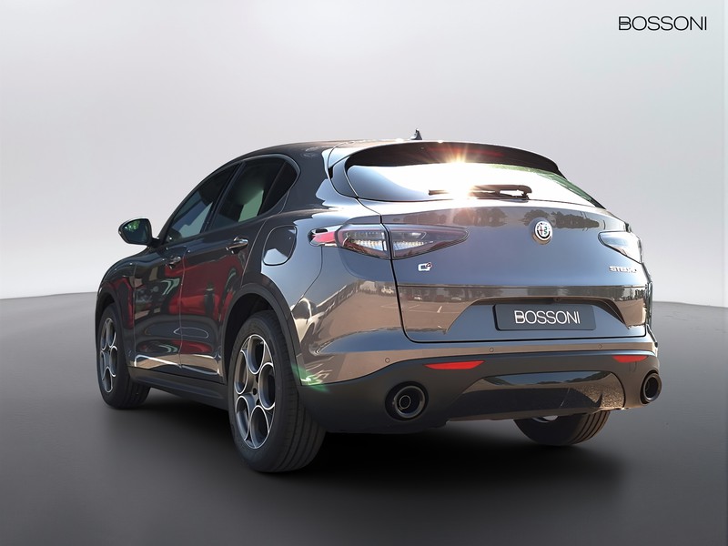 7 - Alfa Romeo Stelvio 2.2 turbo 210cv sprint q4 at8