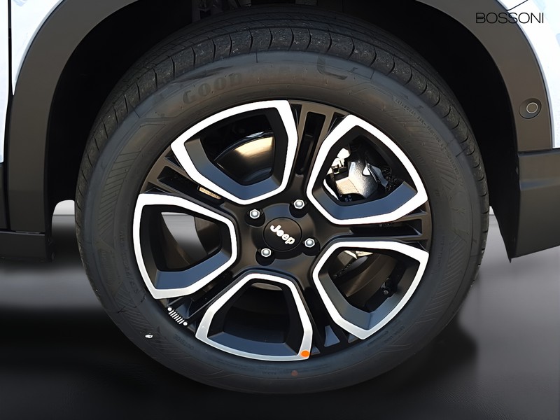 13 - Jeep Avenger 1.2 turbo e-hybrid mhev 110cv summit fwd edct6