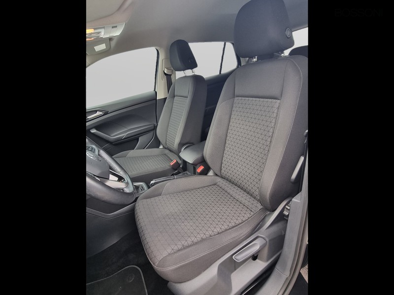7 - Volkswagen T-Cross 1.0 tsi 110cv style dsg