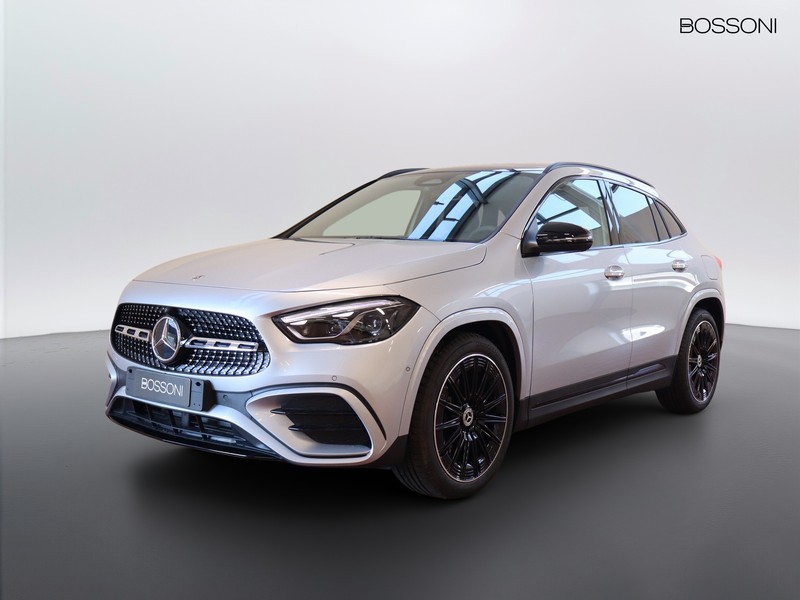 1 - Mercedes GLA 200 d amg line extra 8g-dct