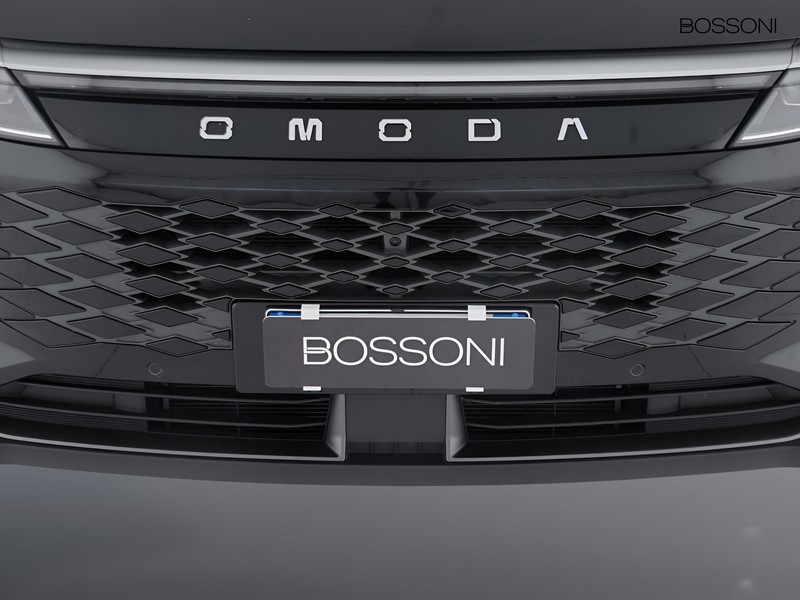 13 - Omoda 9 shs-p 1.5 tgdi plug-in hybrid premium i-awd dht3