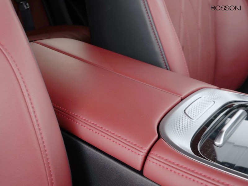 19 - Omoda 9 shs-p 1.5 tgdi plug-in hybrid premium i-awd dht3