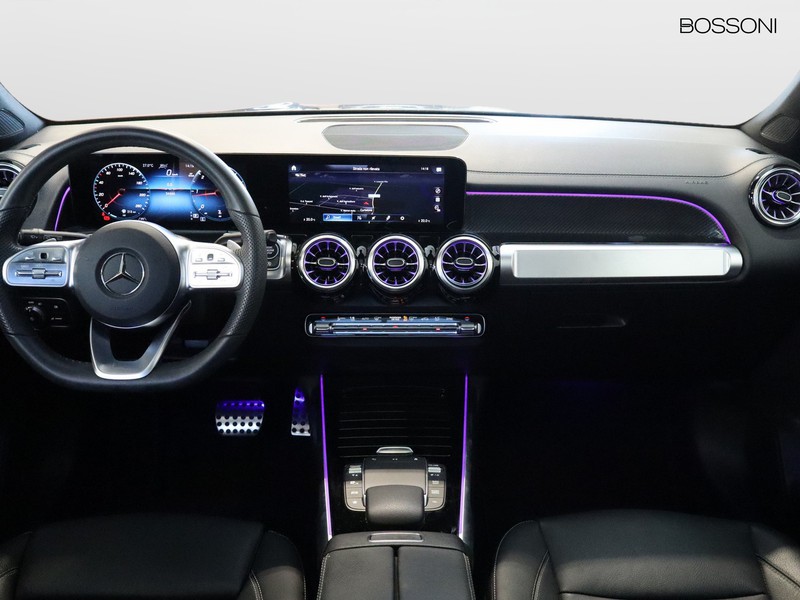 13 - Mercedes GLB 200 d amg line premium plus 8g-dct