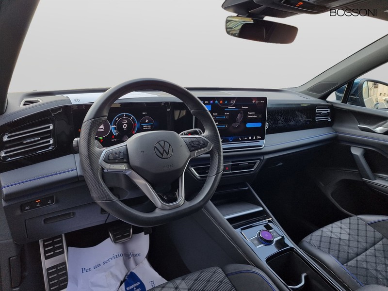 7 - Volkswagen Tiguan 2.0 tdi scr 150cv r-line dsg