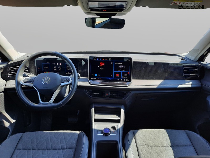7 - Volkswagen Tiguan 2.0 tdi scr 150cv life dsg