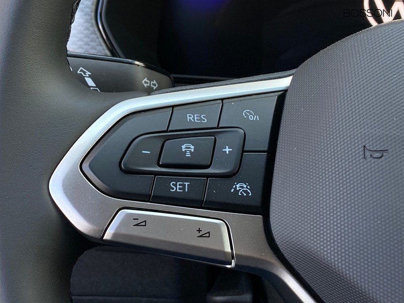 13 - Volkswagen T-Cross 1.0 tsi 95cv edition plus