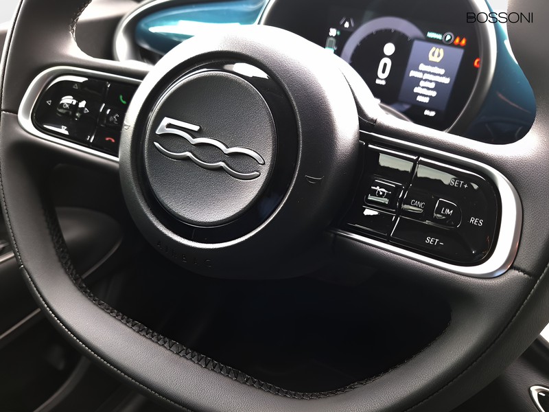 19 - Fiat 500 500e 23,8 kwh icon