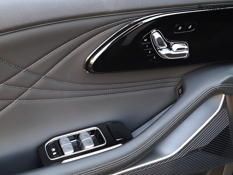 19 - Omoda 9 shs-p 1.5 tgdi plug-in hybrid premium i-awd dht3