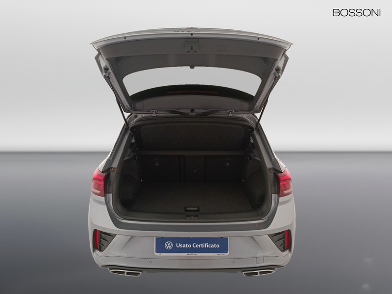 31 - Volkswagen T-Roc 1.0 tsi 110cv r line