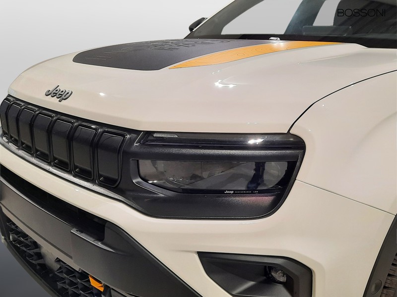 25 - Jeep Avenger 1.2 turbo e-hybrid mhev 145cv the north face 4xe