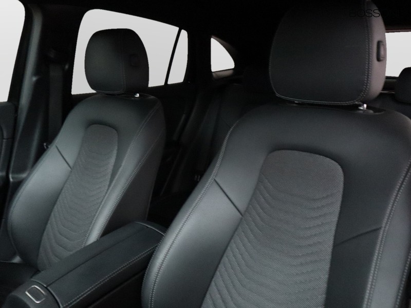 7 - Mercedes GLA 180 d progressive advanced plus 8g-dct