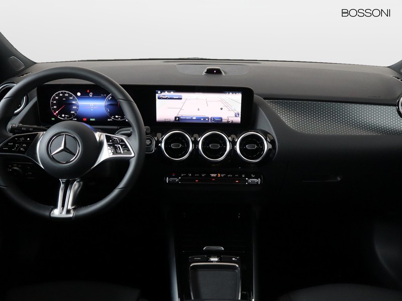 13 - Mercedes GLA 250 e plug-in hybrid progressive extra 8g-dct