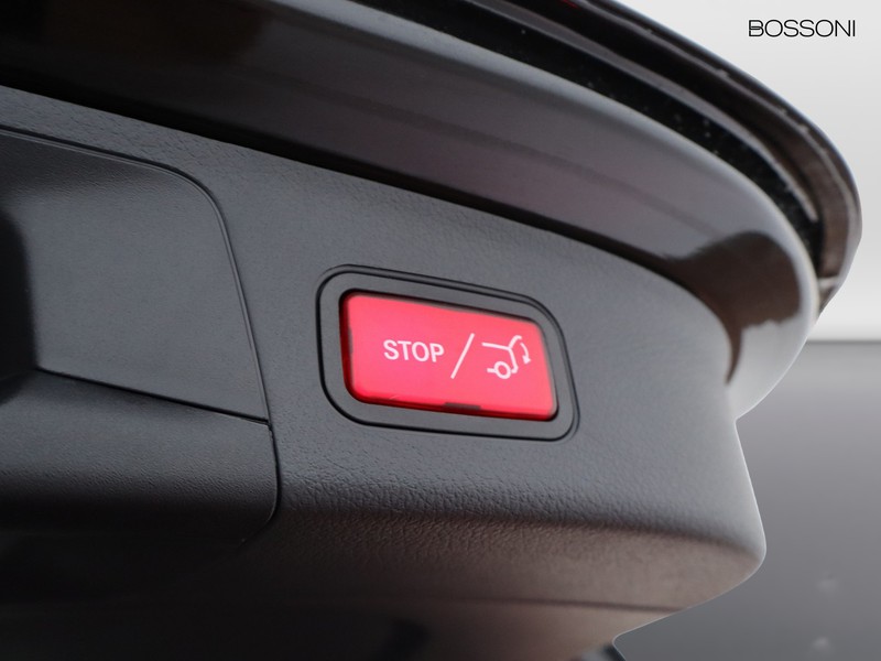 19 - Mercedes GLA 250 e plug-in hybrid progressive extra 8g-dct