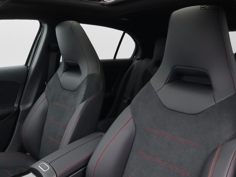 7 - Mercedes Classe A 250 amg line premium 4matic speedshift dct amg 8g