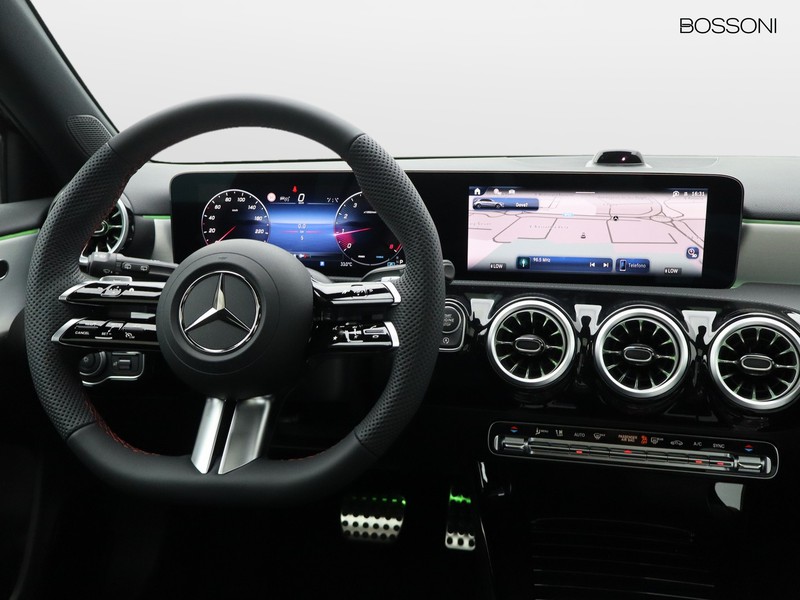 13 - Mercedes Classe A 250 amg line premium 4matic speedshift dct amg 8g