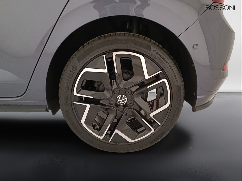 25 - Volkswagen Polo 1.0 tsi 95cv r-line plus dsg