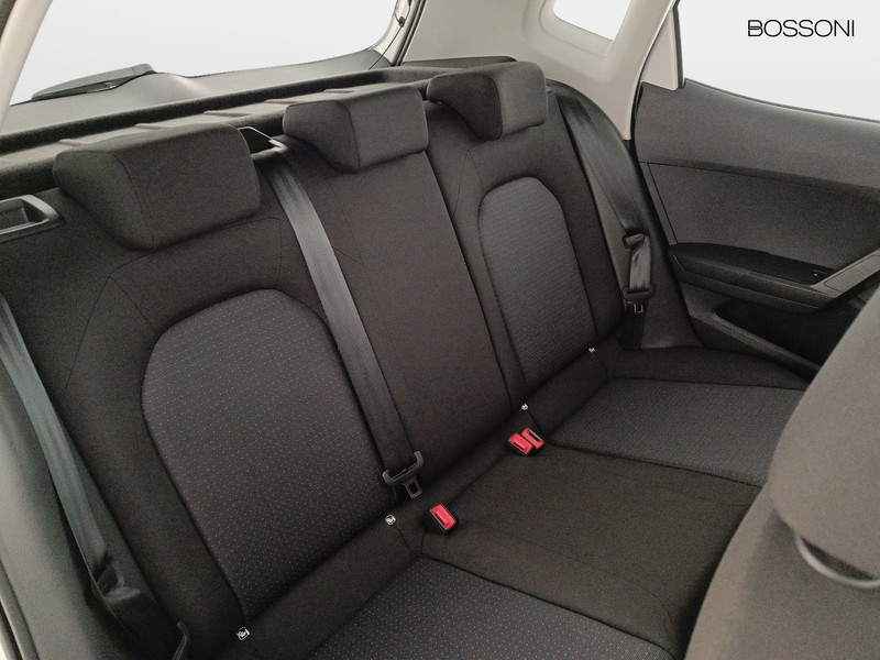 19 - SEAT Arona 1.0 tgi 90cv style