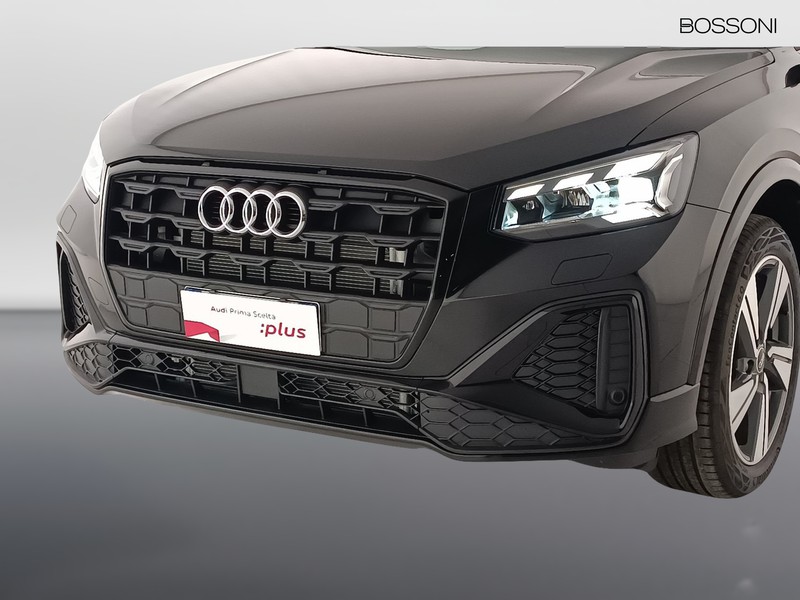 13 - Audi Q2 35 2.0 tdi s line edition s tronic