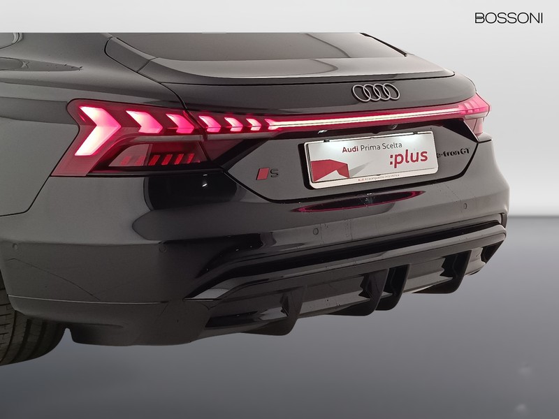 13 - Audi e-tron GT s launch edition s quattro