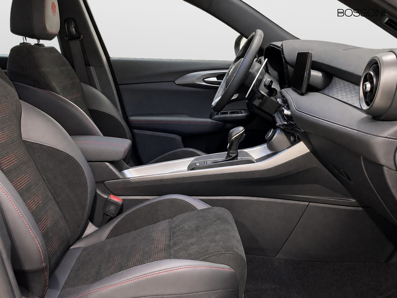 7 - Alfa Romeo Tonale 1.5 hybrid 130cv speciale tct7