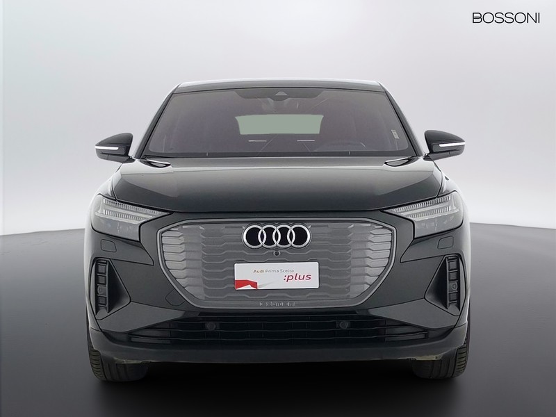 13 - Audi Q4 e-tron sportback e-tron 45 business