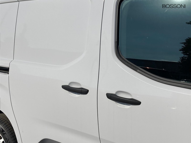 7 - Fiat Professional Doblò van m 1.5 diesel 100cv