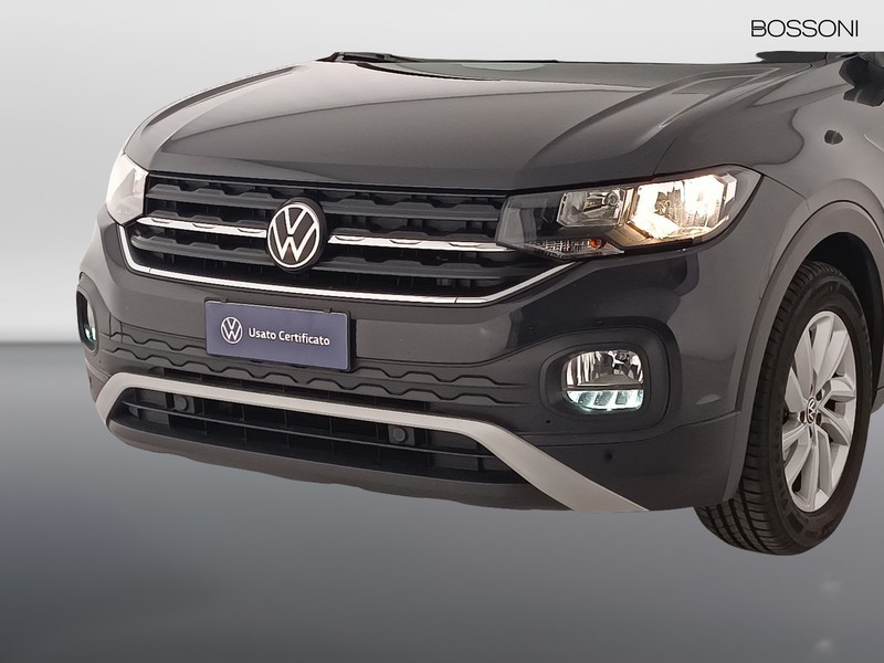 13 - Volkswagen T-Cross 1.0 tsi 110cv style