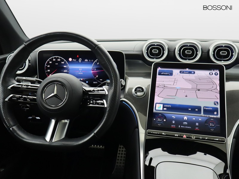 13 - Mercedes GLC coupe 220 d amg line premium 4matic 9g-tronic