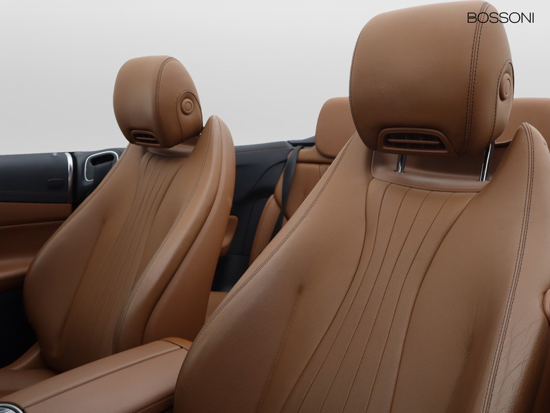 7 - Mercedes Classe E cabrio 220 premium 9g-tronic plus