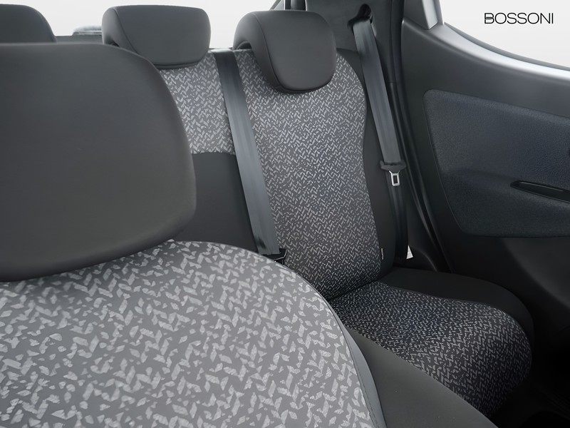 19 - Lancia Ypsilon 1.0 firefly hybrid 70cv silver s&s 5p.ti