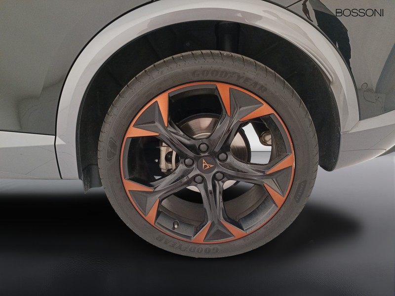 25 - CUPRA Formentor 1.4 e-hybrid 204cv impulse dsg