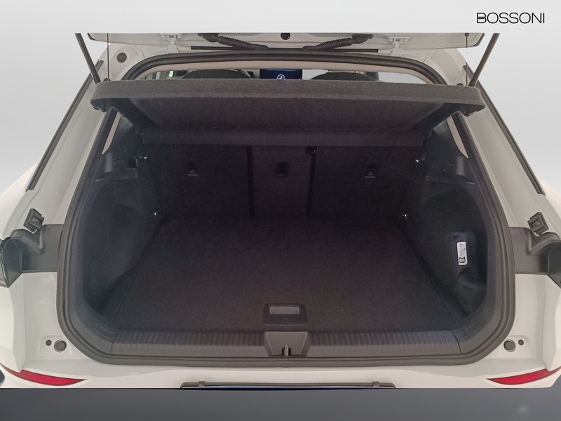 25 - Volkswagen T-Roc 1.5 etsi act 115cv life dsg